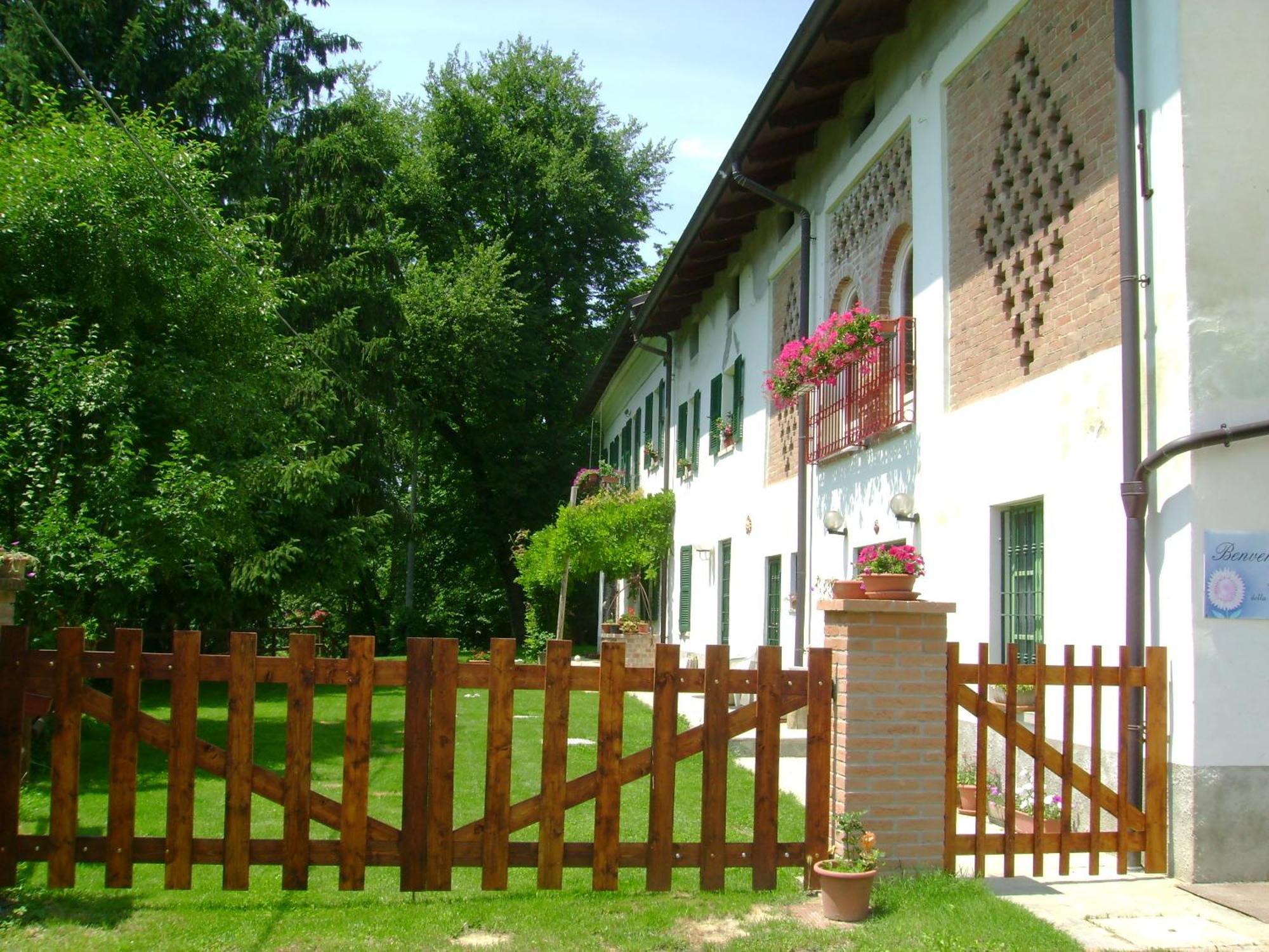 B&B Locanda Della Sesta Felicita Vaglio Serra Екстер'єр фото