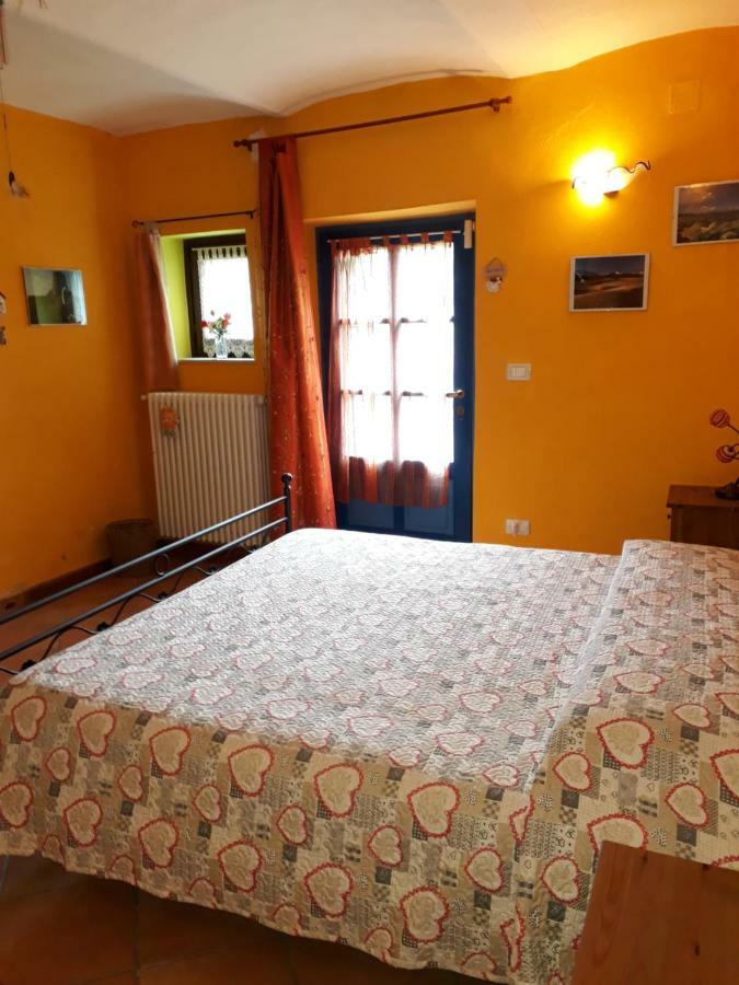 B&B Locanda Della Sesta Felicita Vaglio Serra Екстер'єр фото