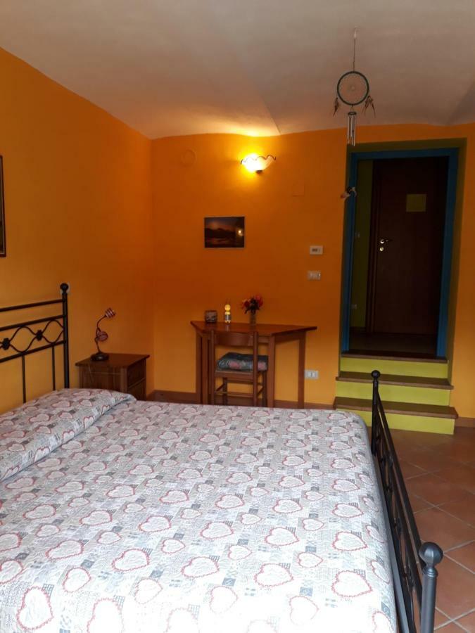 B&B Locanda Della Sesta Felicita Vaglio Serra Екстер'єр фото
