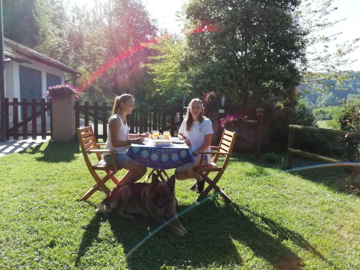 B&B Locanda Della Sesta Felicita Vaglio Serra Екстер'єр фото